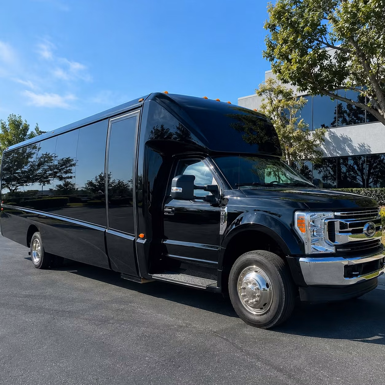 15 passenger minibus